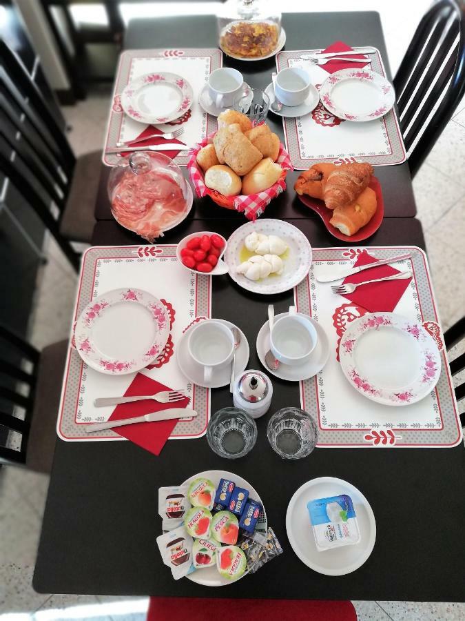 Casapatrizia B&B シルミオーネ エクステリア 写真